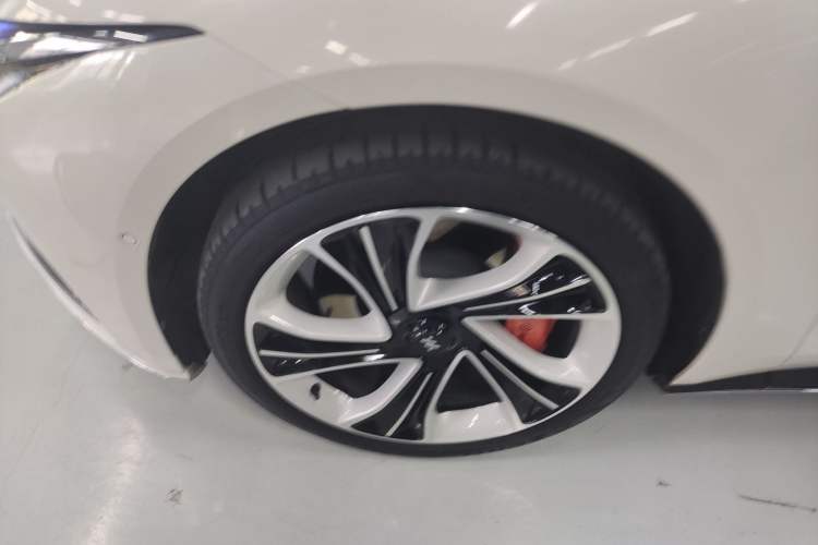 Used  L7 2022 Pro Model
