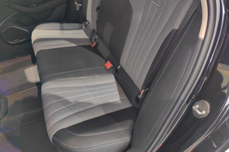 Used Hongqi H5 2024 1.5T DCT Smart Connect Flagship Edition