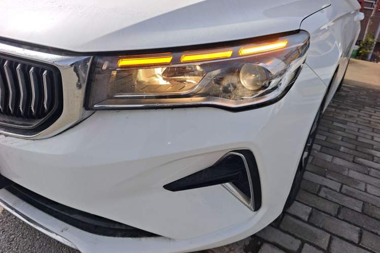 Used Geely Auto Emgrand 2022 4th Generation 1.5L CVT Asian Games Edition
