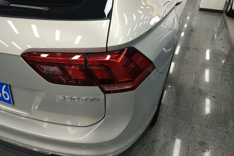 Used Volkswagen Tiguan L 2021 330TSI Automatic Two-Wheel Drive Smart Edition
