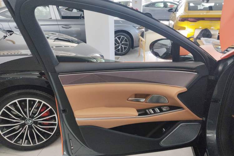 Used BYD Han L 2025 DM-p Four-Wheel-Drive LiDAR Flagship Model