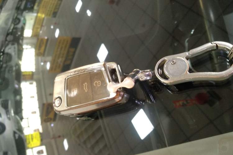 Used Volkswagen Tayron 2020 330TSI Two-Wheel Drive Luxury Smart Connectivity Version
