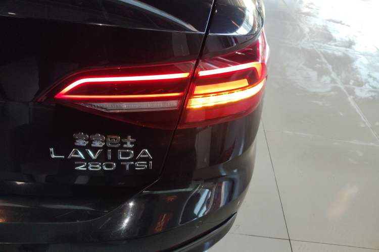 Used Volkswagen Lavida 2022 280TSI DSG Comfort Edition
