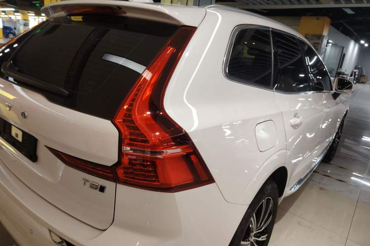 Used Volvo XC60 2021 T5 4x4 Smart Luxury Edition