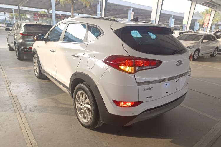 Used Hyundai Tucson 2018 1.6T Dual-Clutch Two-Wheel Drive 15th Anniversary Special Edition