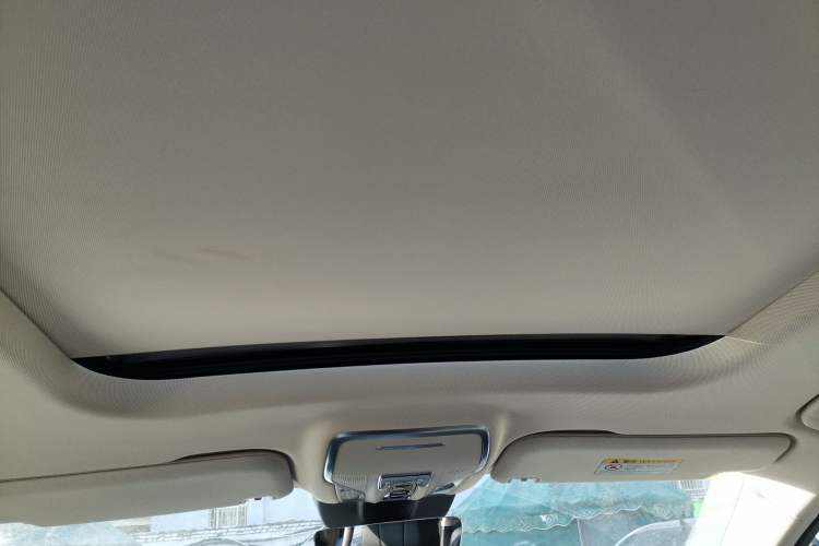 Used Hongqi HS7 PHEV 2024 2.0T PHEV Four-Wheel Drive Flagship Edition 6 Seats