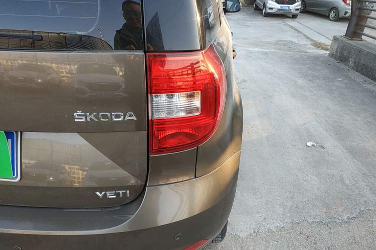 Used Skoda Yeti 2014 1.4TSI DSG Vibrant Edition