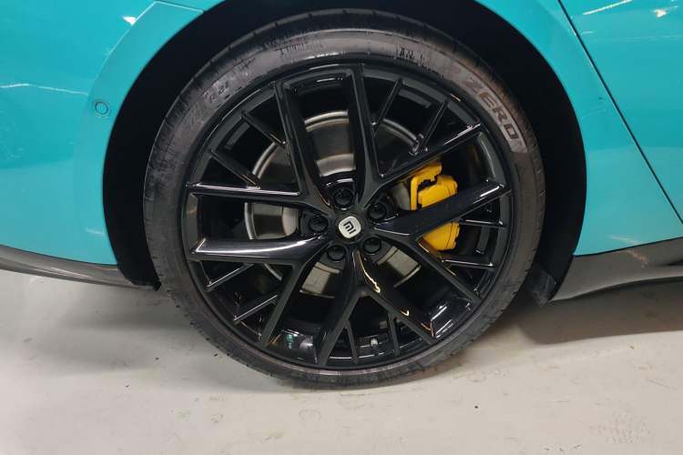 Used  SU7 2024 Four-Wheel Drive Ultra-Long Range Advanced Intelligent Driving Max Edition