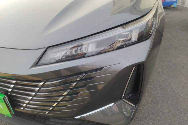 Used Changan Eado PHEV 2025 Smart New Blue Whale 145KM High-Energy Edition