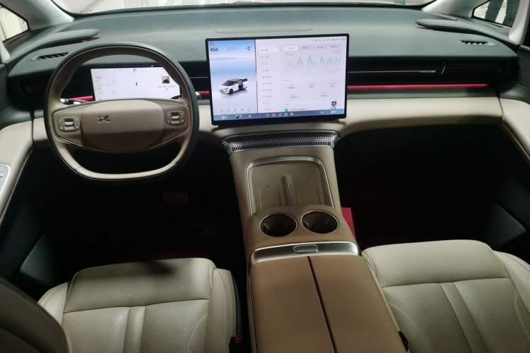 Used XPeng X9 2025 740 Ultra-Long Range Max
