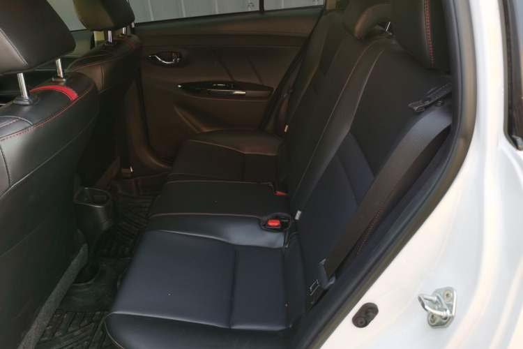 Used Toyota YARiS L 2022 X-Trail 1.5L CVT Luxury PLUS Edition