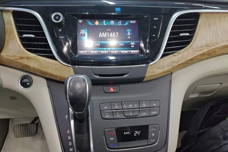 Used Buick GL8 2017 ES 28T Comfort Model China V Standard
