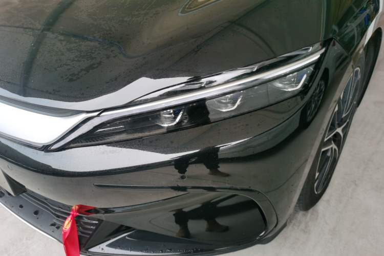 Used BYD Han 2024 EV Glory Edition 605KM Front-Wheel-Drive Premium Model
