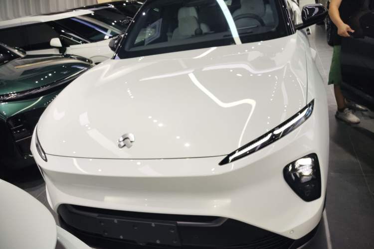 Used Nio ES8 2024 75 kWh
