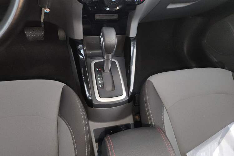 Used Ford EcoSport 2013 1.5L Automatic Fashion Model