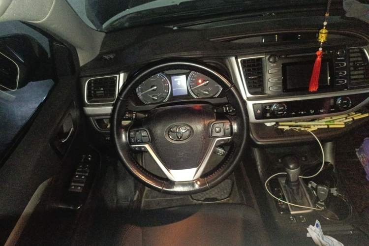 Used Toyota Highlander 2017 2.0T Four-Wheel Drive Luxury Edition 7 Seats
