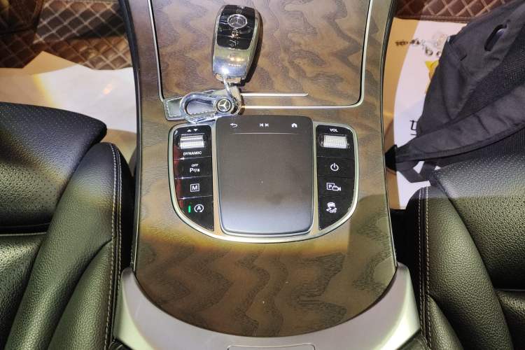 Used Mercedes-Benz GLC 2020 GLC 260 L 4MATIC Luxury Model
