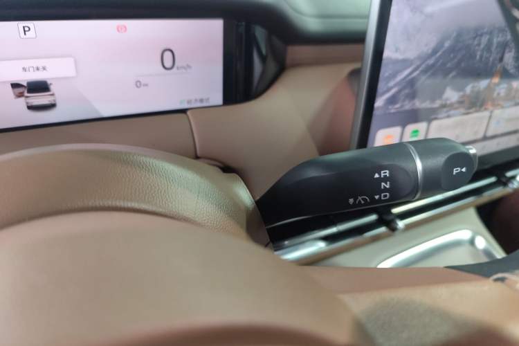 Used Wuling Bingo S 2025 Model 325km Deluxe Edition