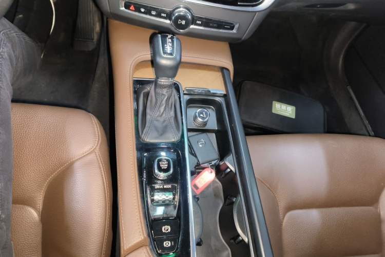 Used Volvo S90 2020 T5 Zhiyi Luxury Edition
