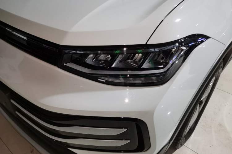 Used Volkswagen Tharu 2025 New Sharp 1.5L Sharp Edition