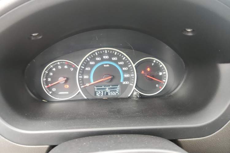 Used Wuling Rongguang V 2016 1.5L Standard Version
