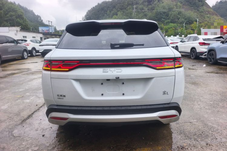 Used BYD Song L DM-i 2024 75km Leading Edition
