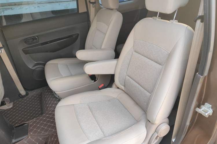 Used Wuling Hongguang 2014 1.5L S Standard Version
