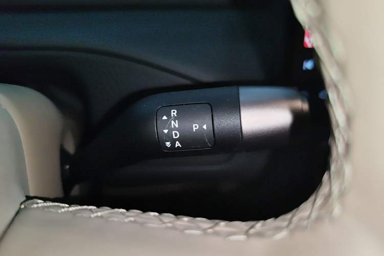 Used Li Auto MEGA 2025 Home Family Special Edition
