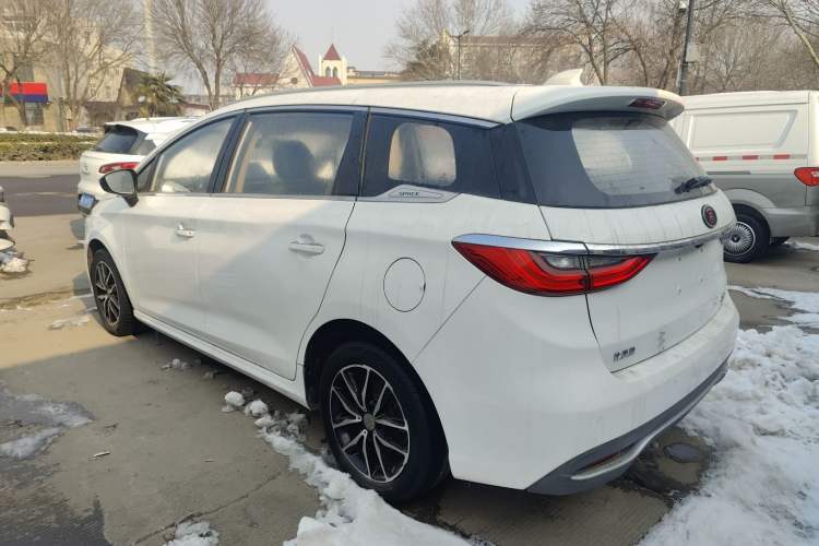 Used BYD Song MAX 2017 1.5T Automatic Smart Connect Elite 7-Seater