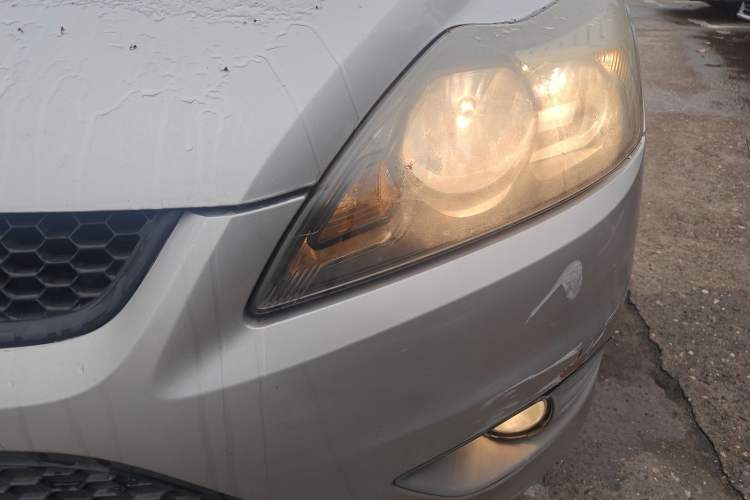 Used Ford Focus 2013 Hatchback Classic 1.8L Manual Base Model