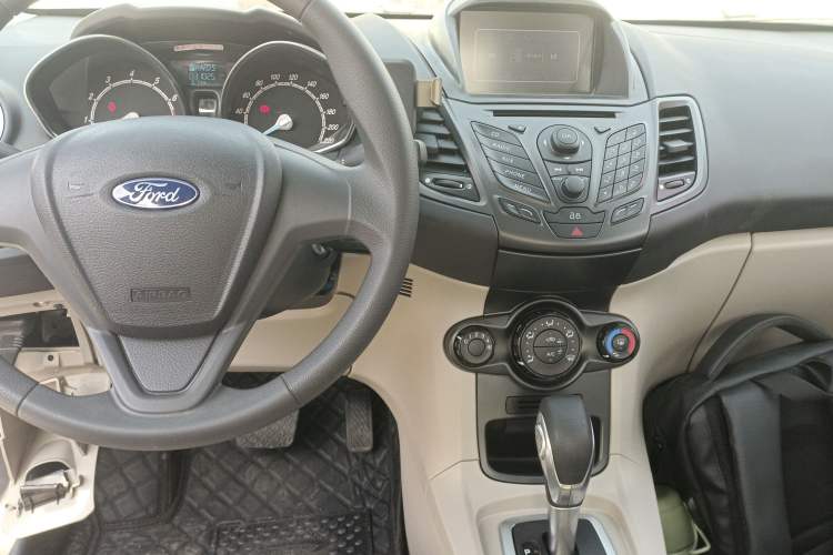 Used Ford Fiesta 2013 Sedan 1.5L Automatic Fashion Edition