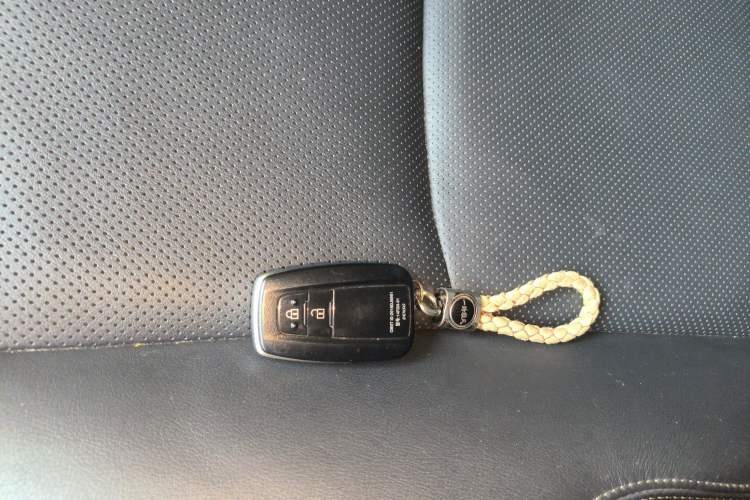 Used Toyota Prado 2018 3.5L Automatic TX-L with Rear-Mounted Spare Tire