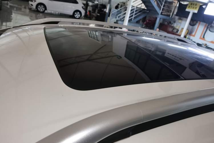 Used Ford Kuga 2015 1.5L GTDi Four-Wheel-Drive Elite Model
