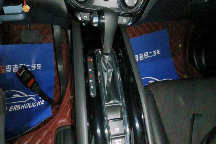 Used Honda Vezel 2020 1.5L CVT Pioneer Edition
