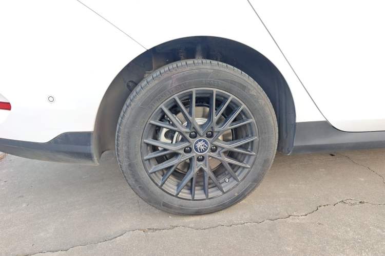 Used BYD Qin PLUS 2025 EV Smart Drive Edition 420KM Leading Model