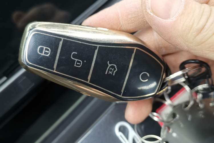 Used BYD Han L 2025 DM-p Four-Wheel-Drive LiDAR Flagship Model
