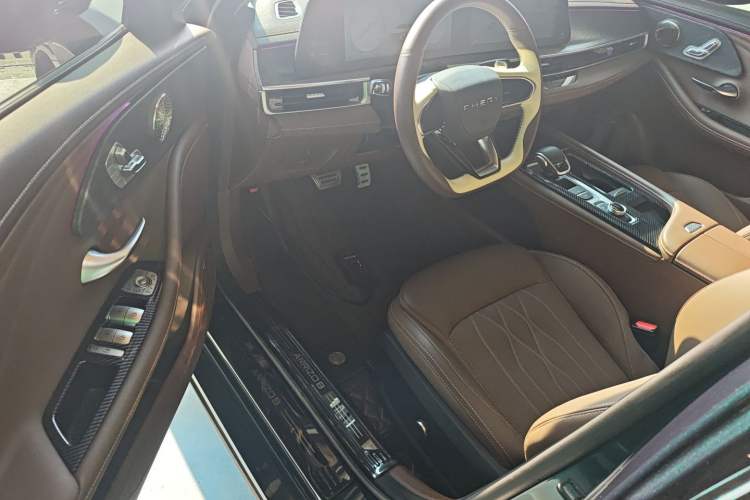 Used Chery Arrizo 8 2023 High-Performance Edition 2.0T DCT Powerfully Equipped
