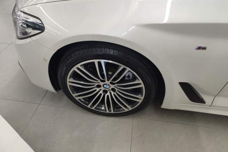 Used BMW 5 Series 2018 530Li Luxury Edition M Sport Package
