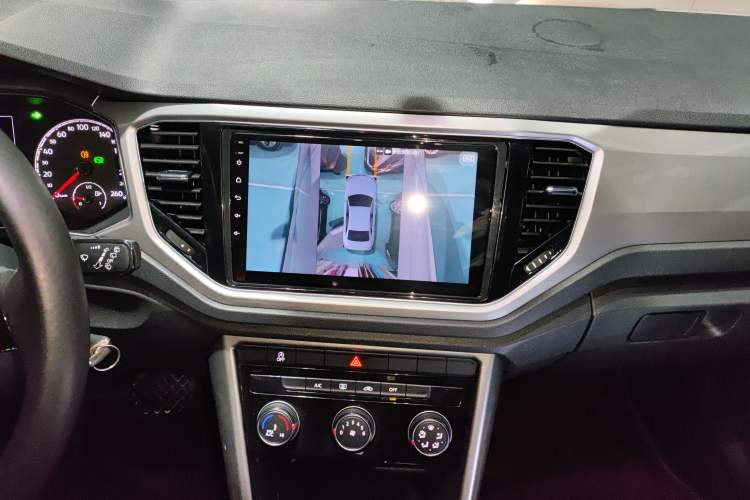 Used Volkswagen T-ROC 2020 230TSI DSG Two-Wheel Drive Advanced Version
