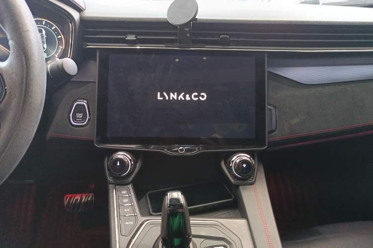 Used Lynk & Co 05 2020 2.0TD Four-Wheel Drive Limited-Edition Timed Release
