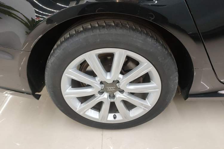 Used Audi A6L 2017 30 FSI Comfort Model
