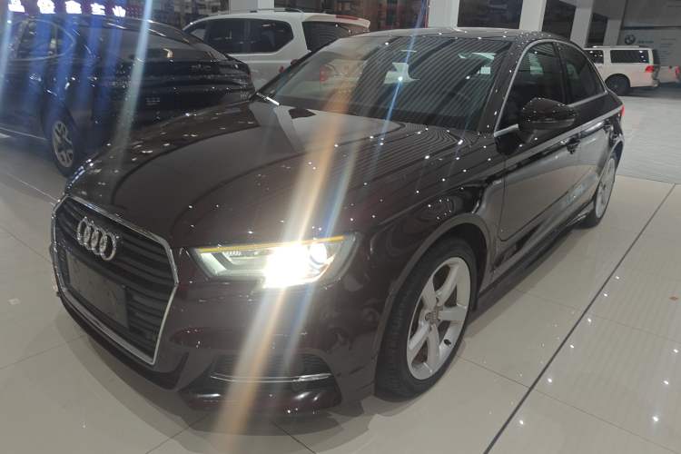 Used Audi A3 2017 Limousine 35 TFSI Fashion Model