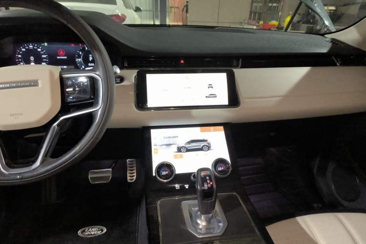 Used Land Rover Range Rover Evoque 2021 Range Rover Velar L 249PS R-Dynamic First Edition
