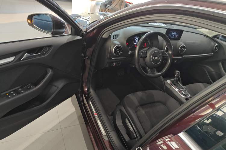 Used Audi A3 2016 Sportback 35 TFSI Ambition Edition
