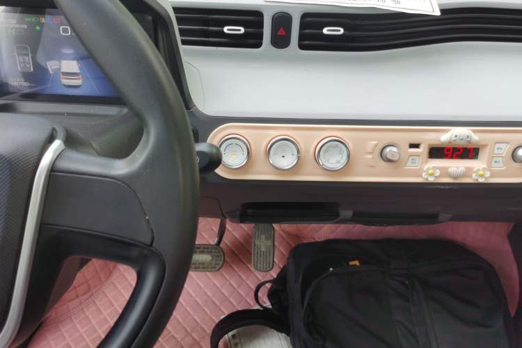 Used Wuling Hongguang MINIEV 2022 Macaron Premium Model – Lithium Iron Phosphate
