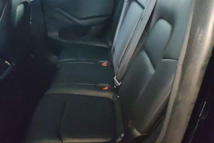 Used Tesla Model Y 2023 Long-Range All-Wheel-Drive Version
