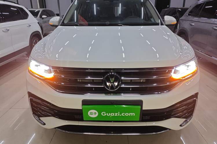 Used Volkswagen Tiguan L 2024 Outstanding Model 330TSI Automatic Two-Wheel Drive R-Line Dragon Glory Edition

