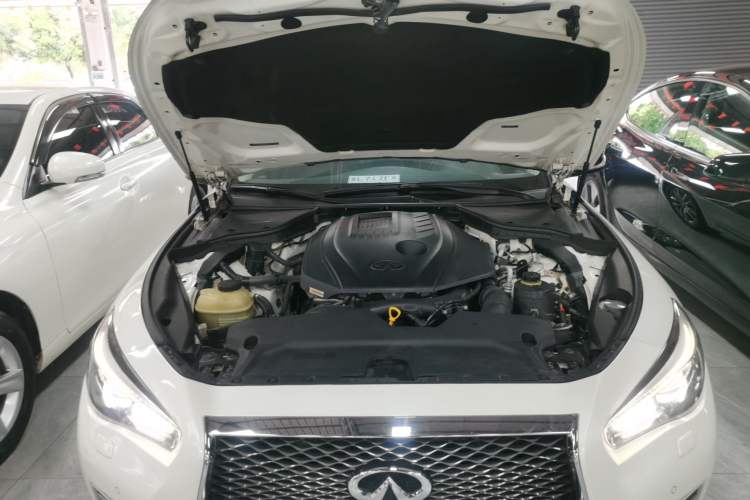 Used Infiniti Q50L 2015 2.0T Enjoyment Edition
