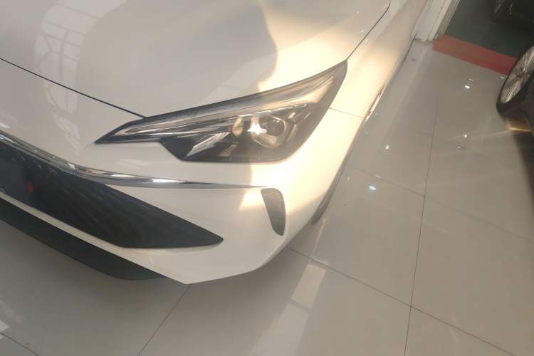 Used Roewe i5 2023 1.5L CVT Luxury Edition
