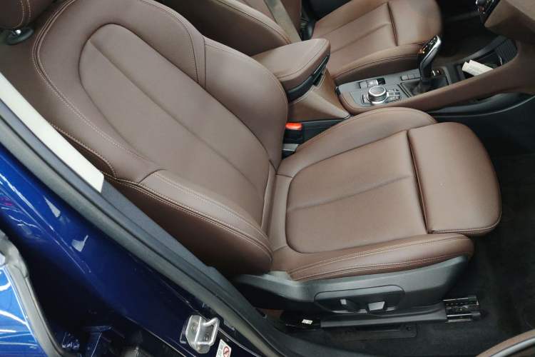 Used BMW X1 2020 sDrive25Li Leading Model